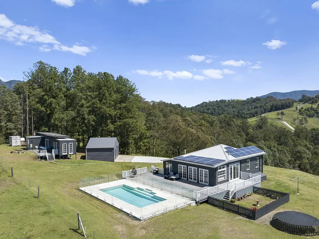 Murwillumbah 6Kwarto Resort Style Living with and Income