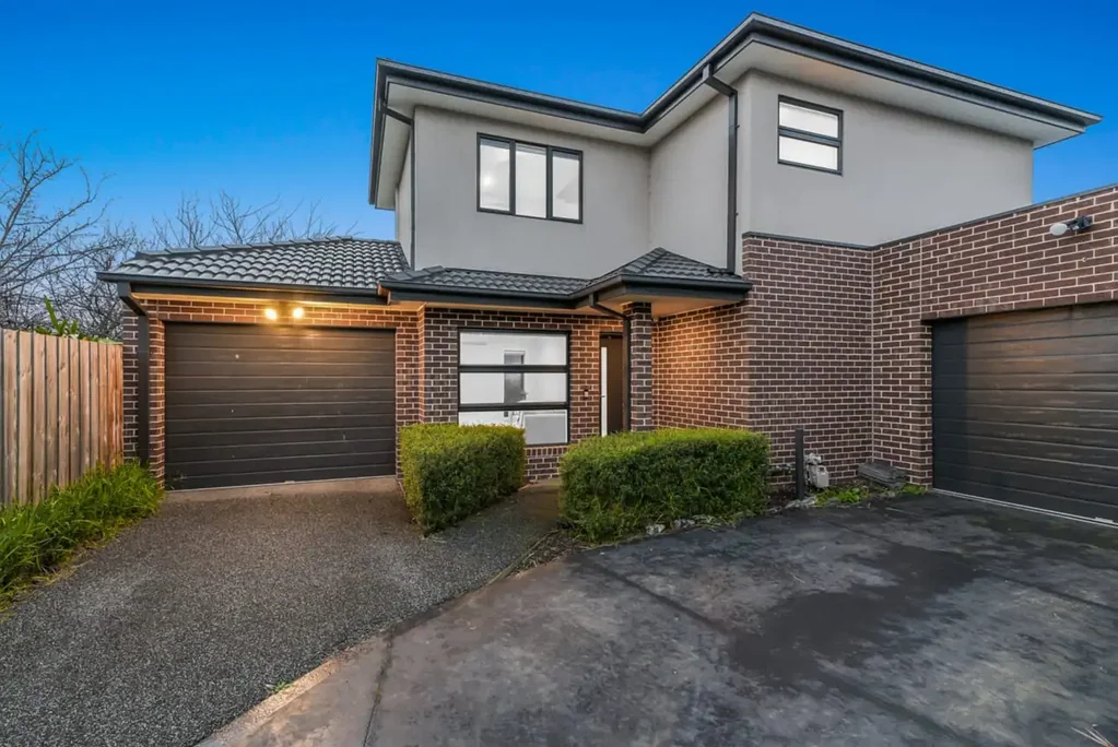 Stylish, Spacious & Perfectly Positioned!