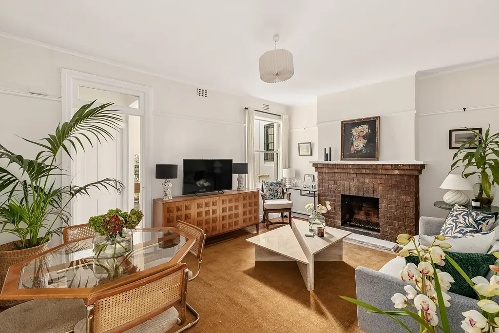 Potts Point 1غرفة نوم Immaculate Art Deco home / one-bed + study layout