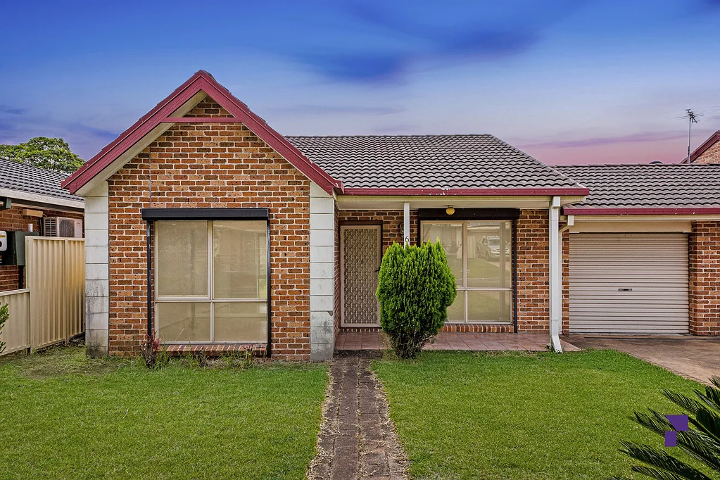 6 Callistemon Grove, Greenacre, NSW 2190