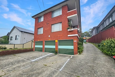 Wiley Park 2 Slaapkamer Spacious Modern Two-Bedroom Apartment in Prime Wiley Park Location!