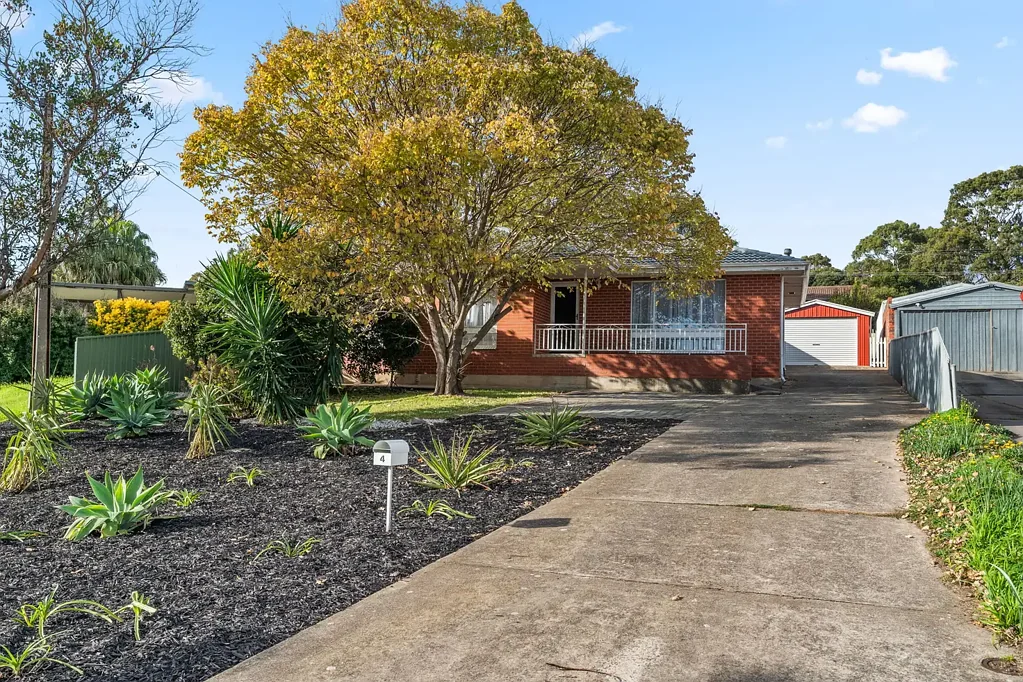 Happy Valley 4房  Elevated Treetop Vistas, Versatile Living & Big Block Potential