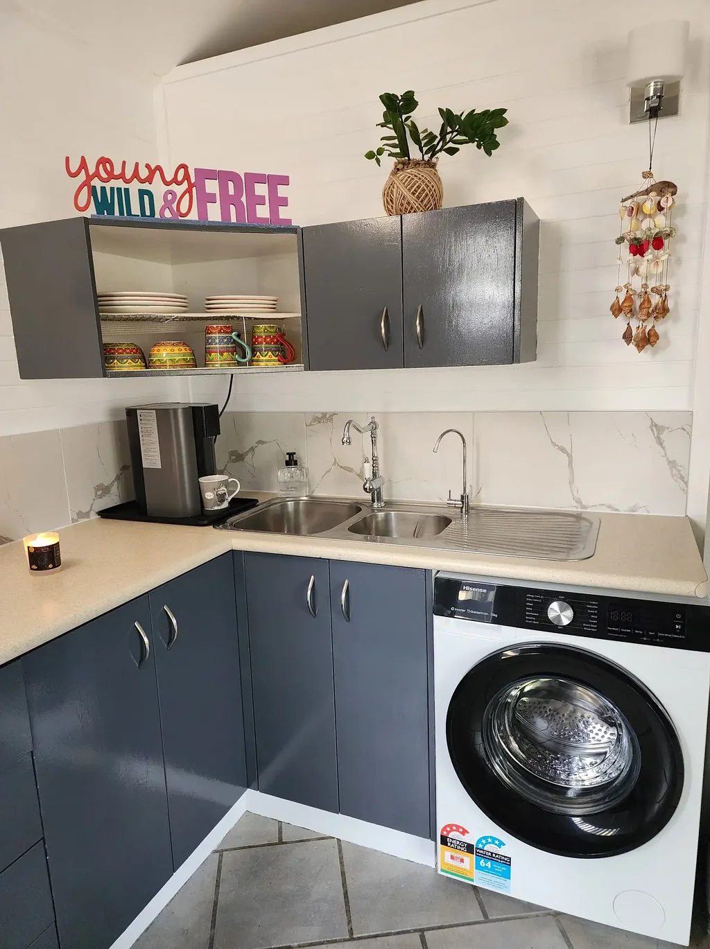 Bucasia 1 Slaapkamer Renovated Beachside Retreat – Resort-Style Living by Bucasia Beach