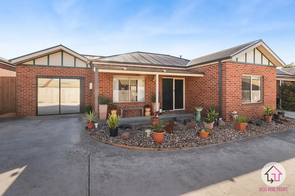 Wallan 2房  CENTRALLY LOCATED TWO BEDROOM UNIT IN EXCELLENT CONDITION