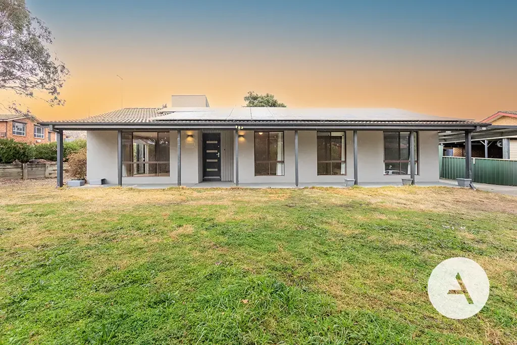 Comfortable Family Living in a Great Location!