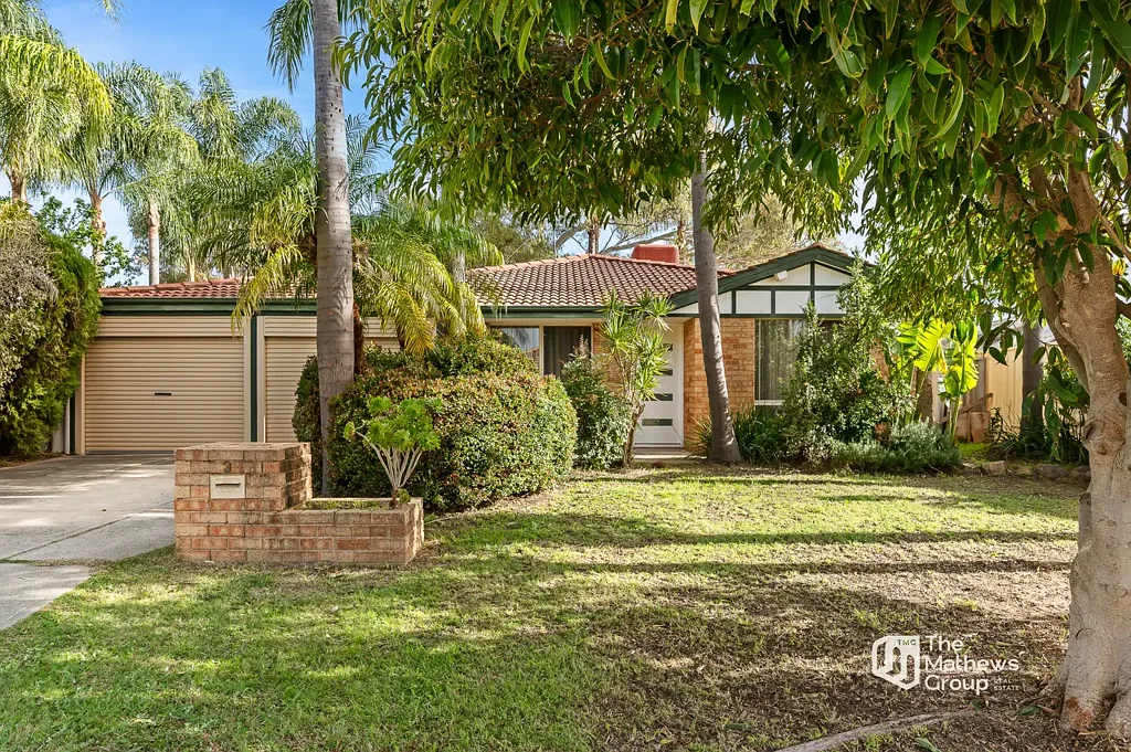 3 Banjo Close, Seville Grove, WA 6112