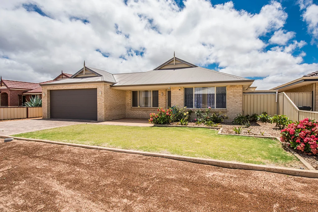 36 IDUNA Road, Wandina, WA 6530