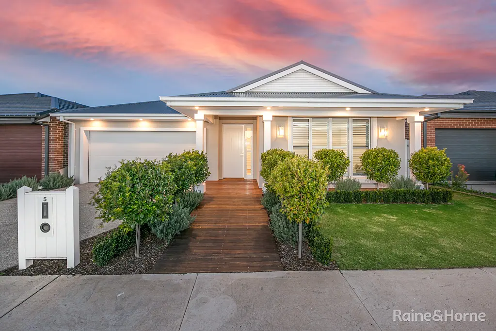 5 Freddie Street, Sunbury, VIC 3429