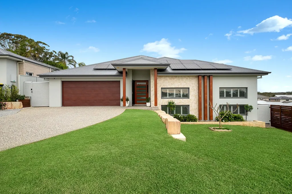 Port Macquarie 4 Bedroom Unrivalled contemporary luxury