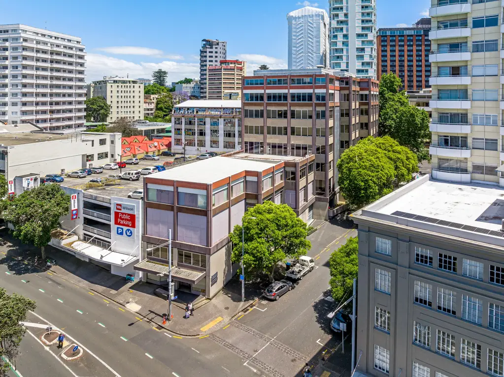 Auckland Central Triple frontages conversion opportunity