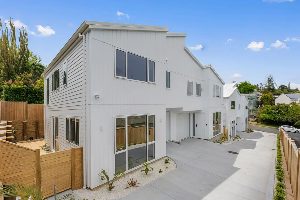 Browns Bay 3ਬੈੱਡਰੂਮ Luxury Meets Affordability In Browns Bay