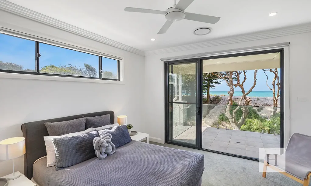 Noraville 4 Bedroom Experience Coastal Luxury at Hargraves Beach