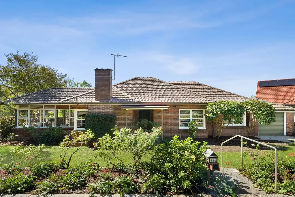 459 Blaxland Road, Denistone East, NSW 2112