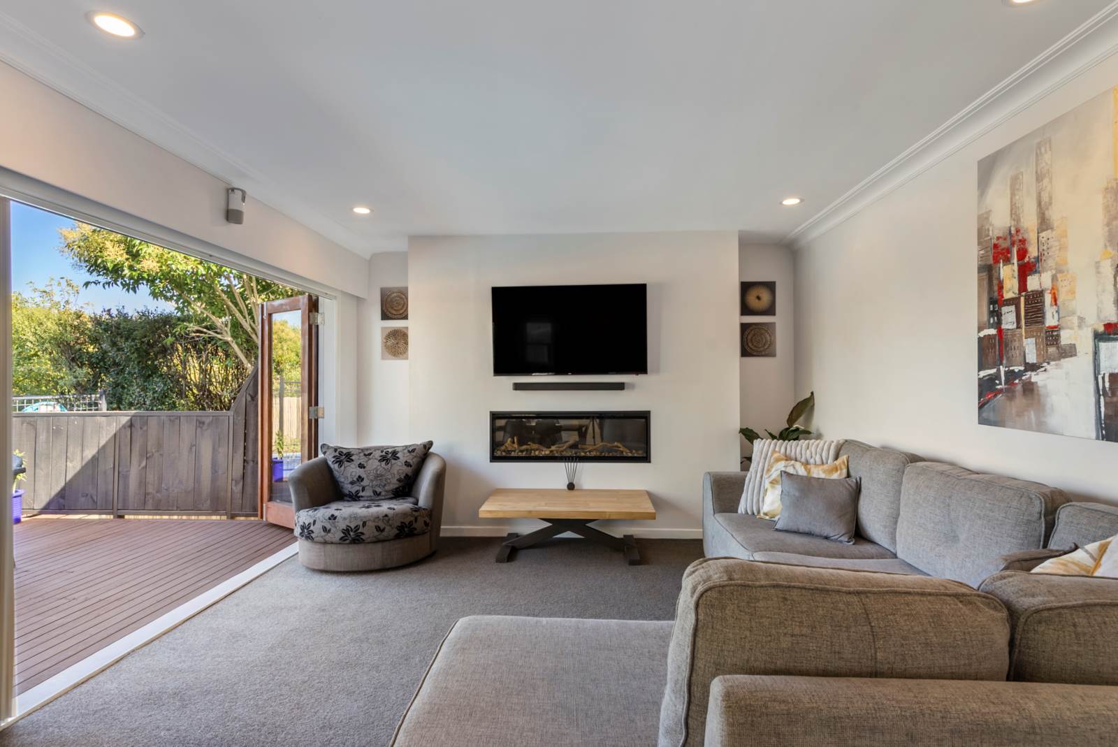 1/219 Glenfield Road, Hillcrest, Auckland - North Shore, 2 Bedrooms, 0 Bathrooms, House