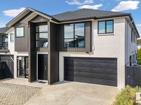 Flat Bush 8房  Grand Multi-Generational Luxury