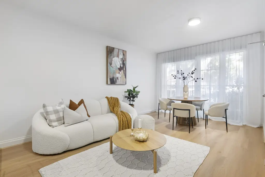 2/58 Leicester Street, Carlton, VIC 3053