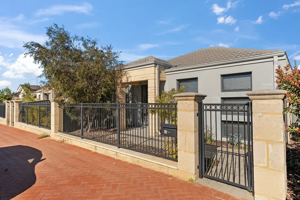Baldivis 3ਬੈੱਡਰੂਮ CHARMING LOW MAINTENANCE LIVING IN FANTASTIC LOCATION