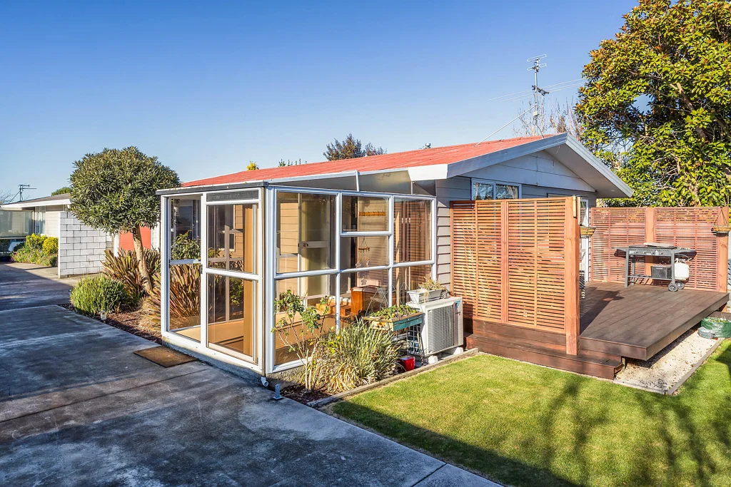 Rangiora 2房  Practical & Packed With Potential