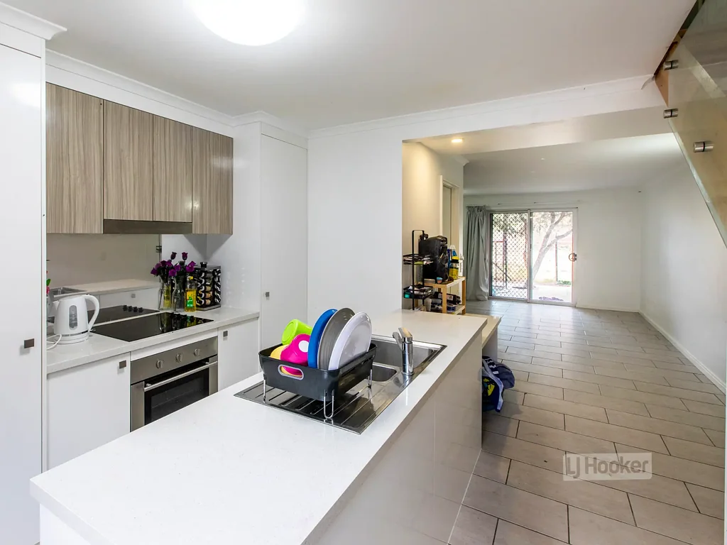 Ross 2Moenga Secure Investment with Amazing Views