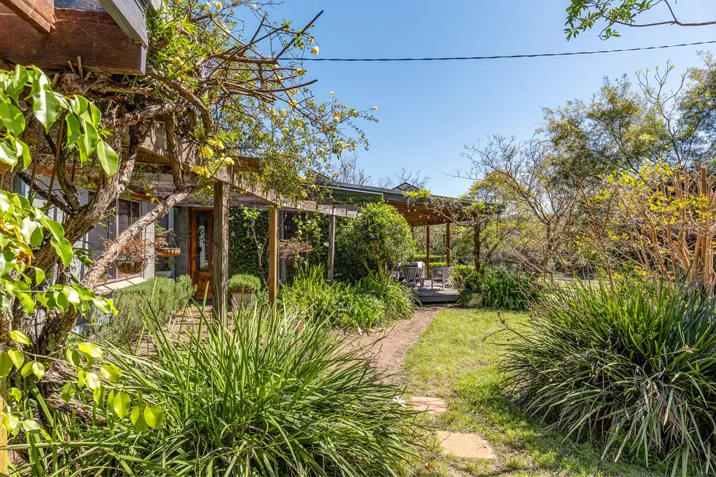 Dungog "Meadowlands" – A Pretty Place to Call Home