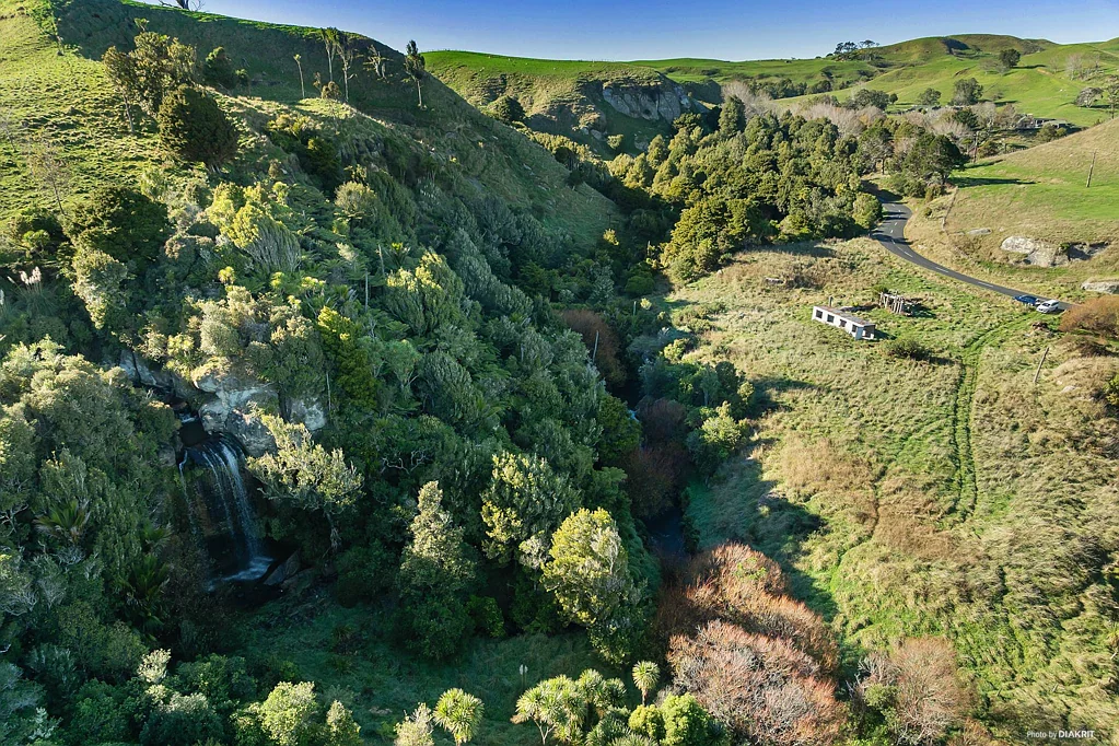 Port Waikato  A TRULY SPECIAL OPPORTUNITY