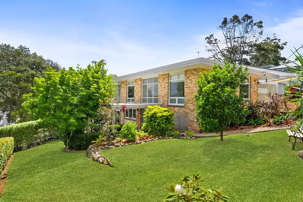 27 Seaview Avenue, Wamberal, NSW 2260