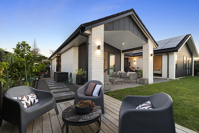 1 Rongoa Maori Way, Pukekohe, Franklin District