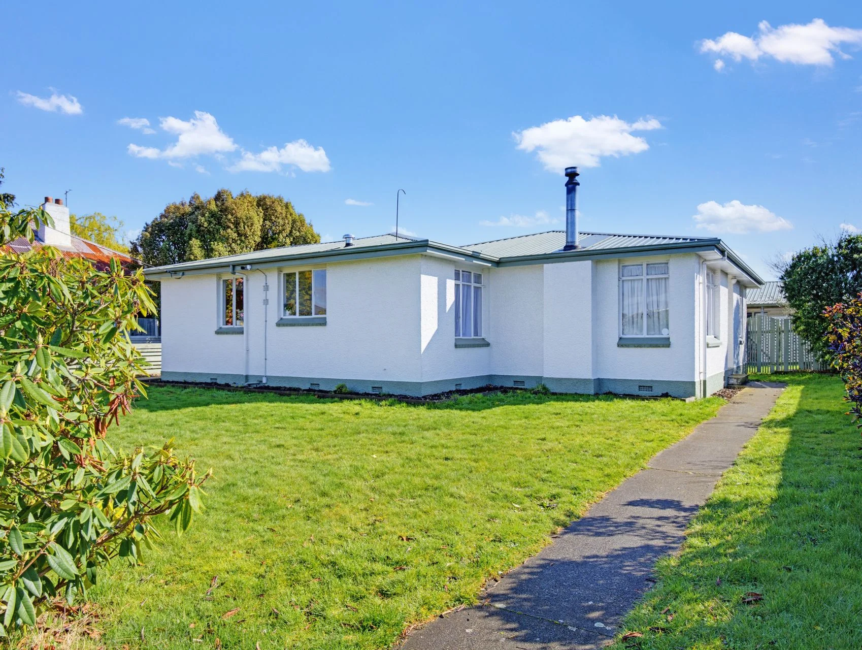 Gore 3Moenga Perfect First Home with Exceptional Garaging