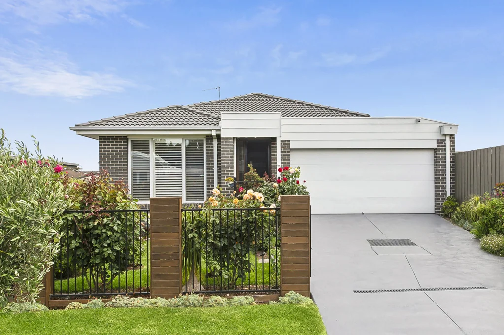 2 Rosalie Avenue, Dromana, VIC 3936