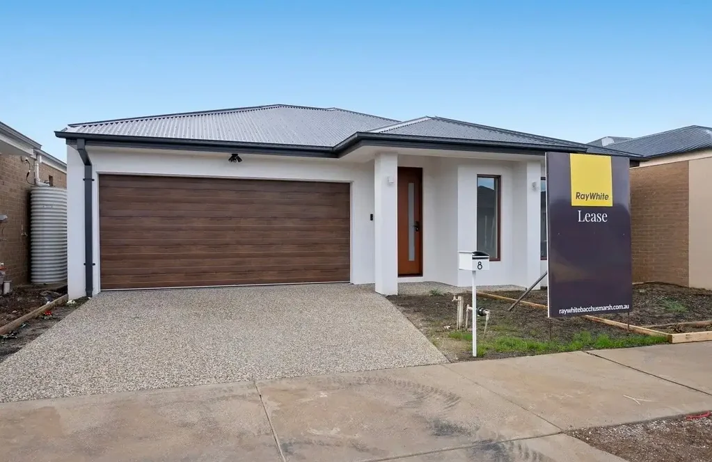 PICTURE PERFECT QUALITY FAMILY HOME