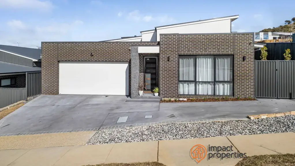 17 Alistair Knox Terrace, Taylor, ACT 2913