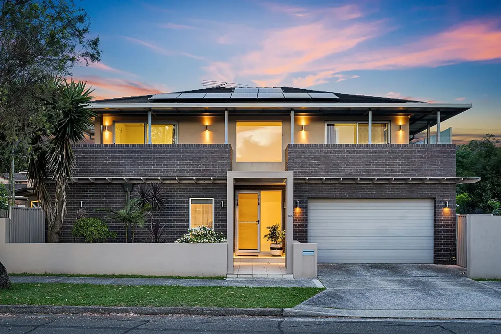 Belmore 5 Slaapkamer Sophisticated Family Living in a Sought-After Belmore Location