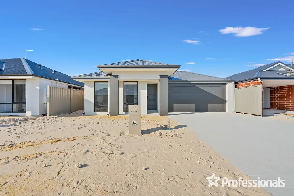 Modern 4-Bedroom Home!
