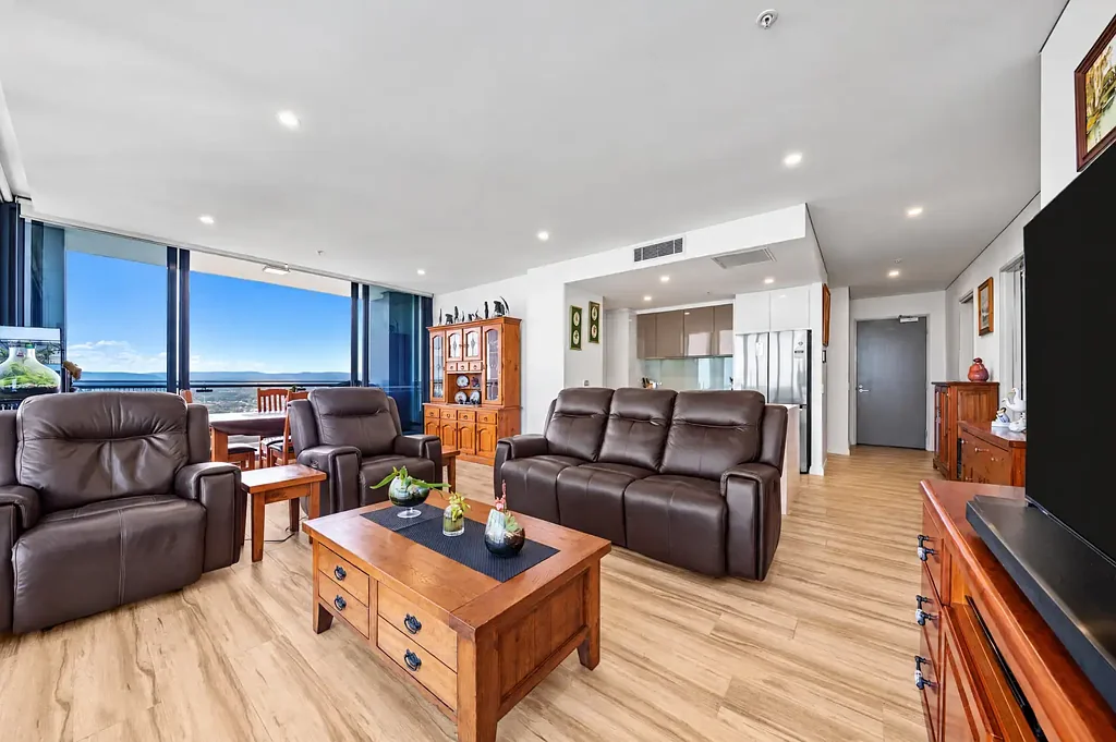 Southport 3ਬੈੱਡਰੂਮ ONLY 3 BEDROOM SKYHOME FOR SALE IN MERITON SUNDALE - WILL BE SOLD ON OR BEFORE AUCTION