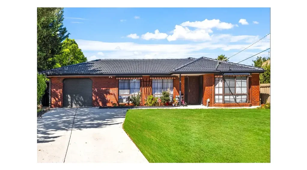 Perfect Family Living in a Peaceful Court Location