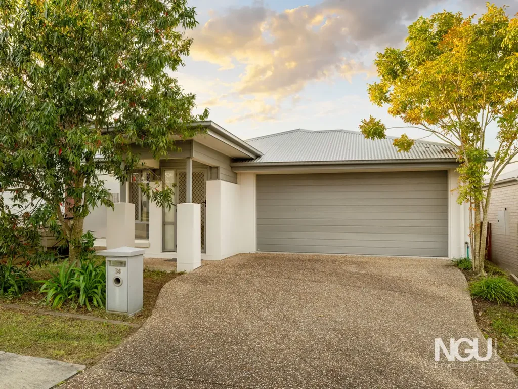 34 Hardwood Street, Spring Mountain, QLD 4300