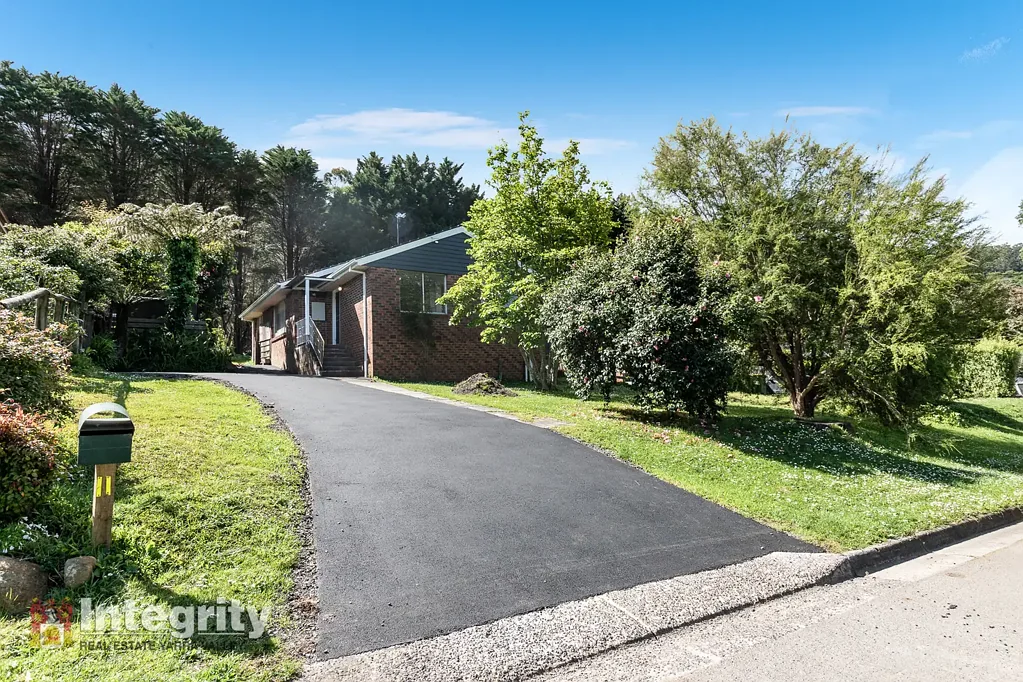 11 Patricia Street, Millgrove, VIC 3799