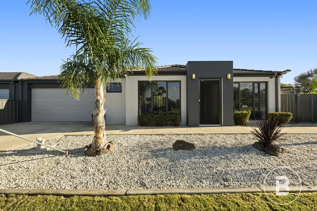Carisbrook 4 Bedroom WHERE FAMILY COMFORT MEETS MODERN LOW-MAINTENANCE LIVING