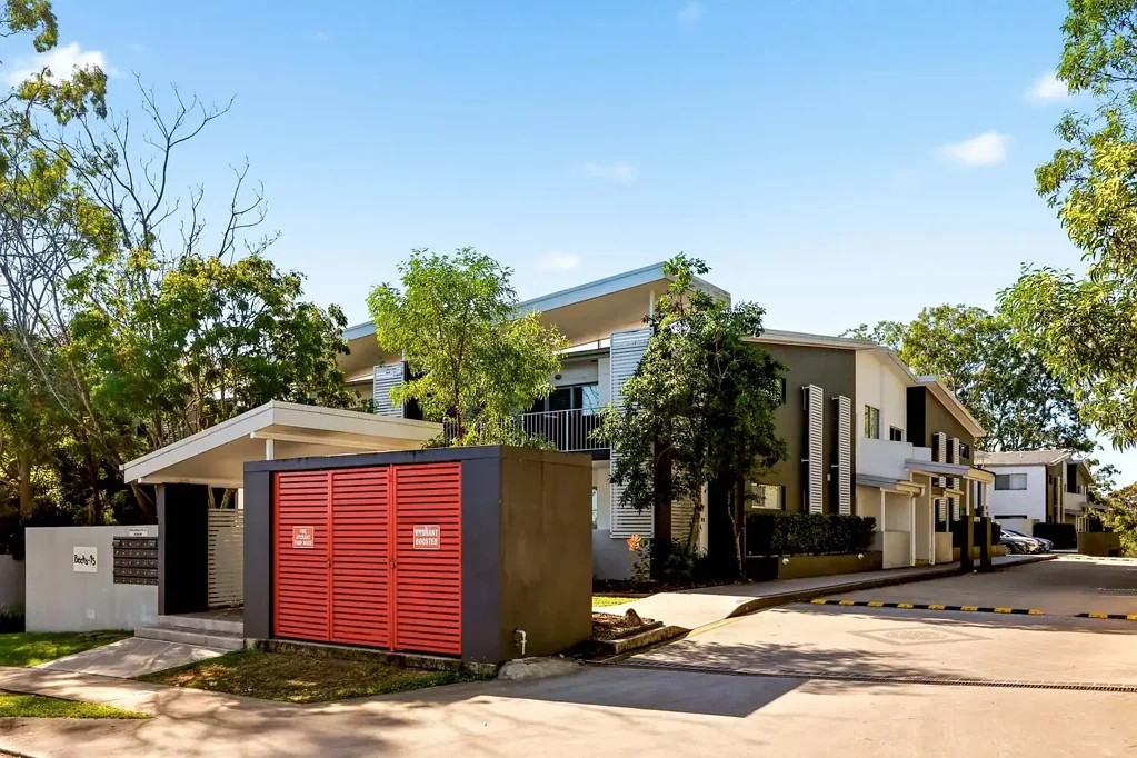 Spacious & Stylish Apartment with Leafy Outlook and Resort-Style Living