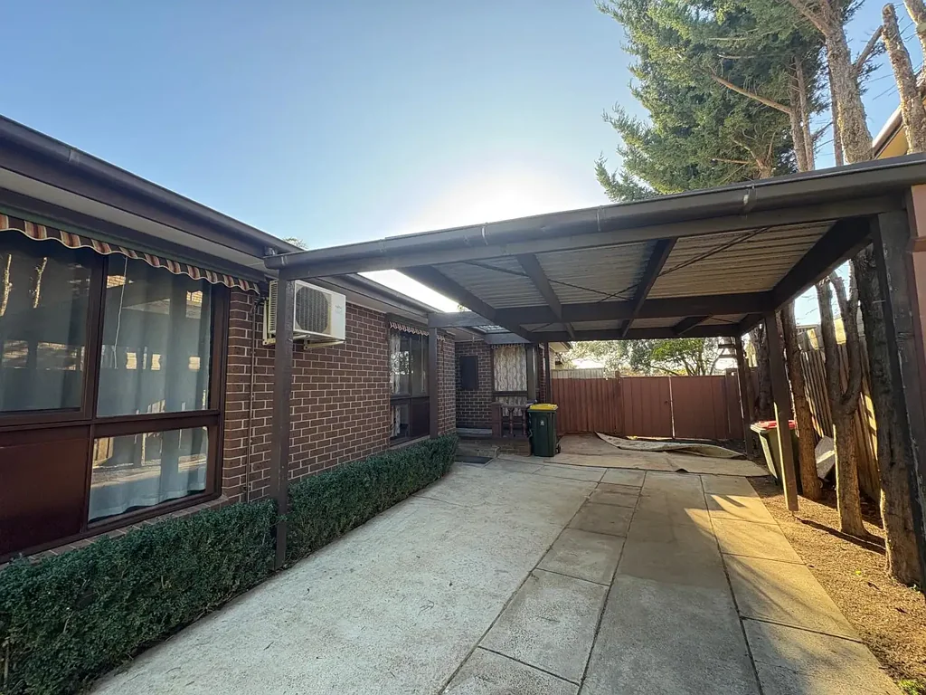 Charming Family Home in Prime Werribee Location