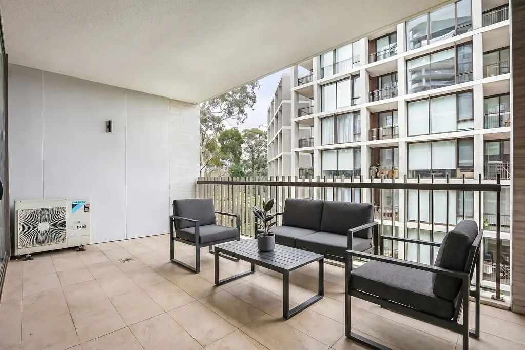 Norwest 2Kwarto Perfect Entry-Point Apartment in the Heart of Norwest