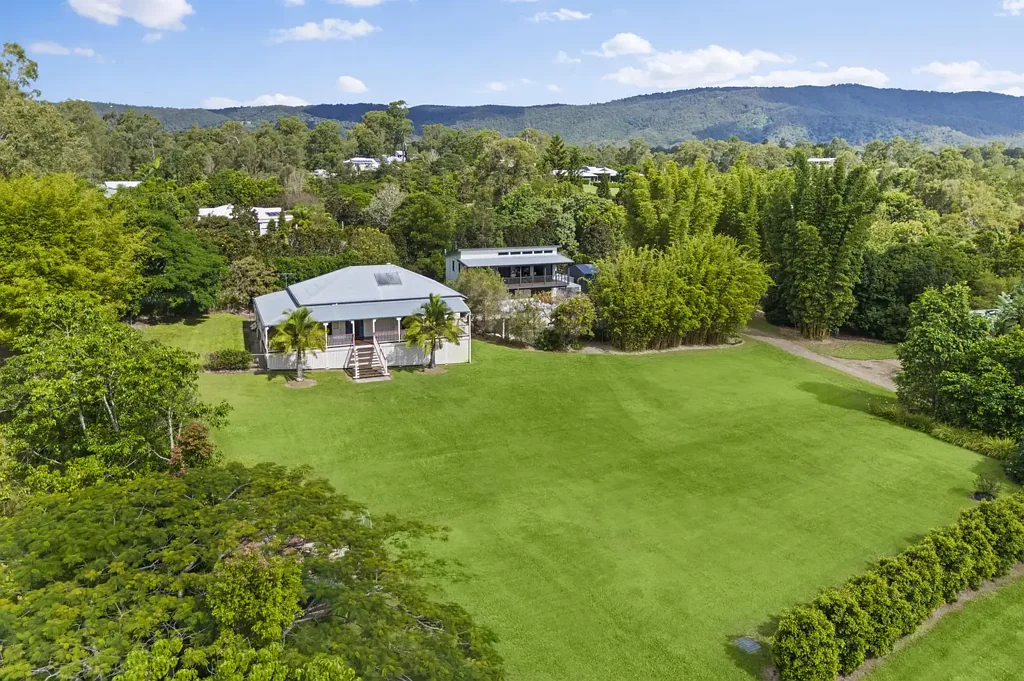 Samford Valley 4 Bedroom The Ultimate Dual Residency on Picturesque Acreage.