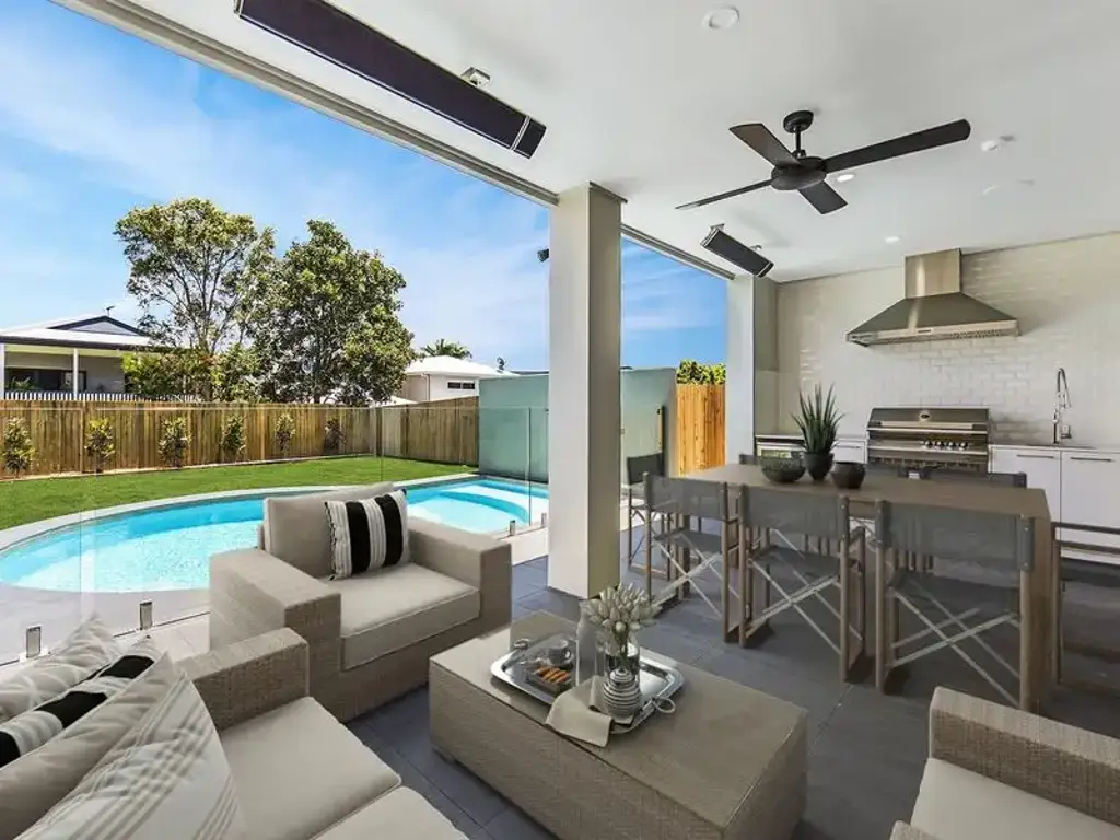 ABSOLUTE LUXURY LIVING