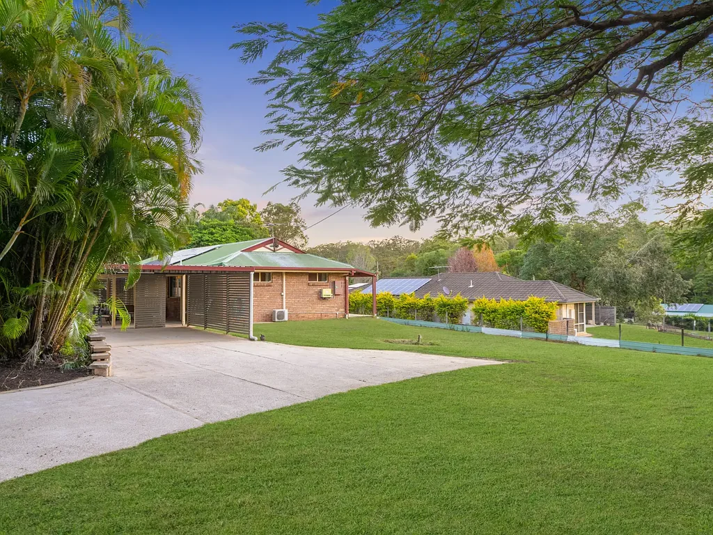 Morayfield 4 Bedroom A Rare Gem: Serene Acreage Living with Endless Possibilities!