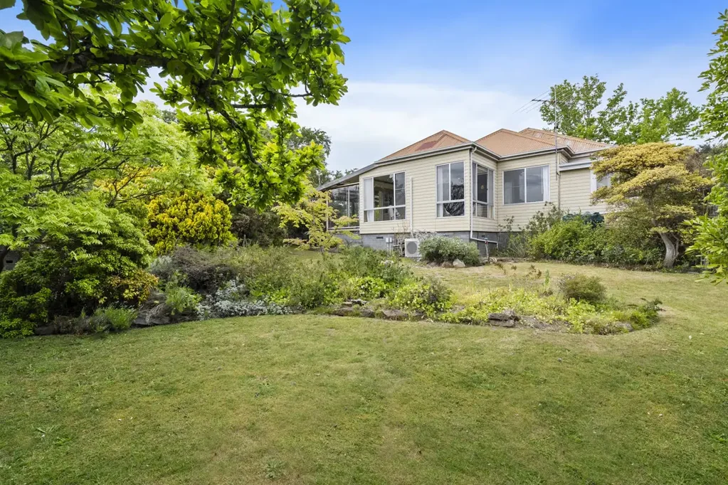 Triabunna 3ਬੈੱਡਰੂਮ Historic Triabunna residence