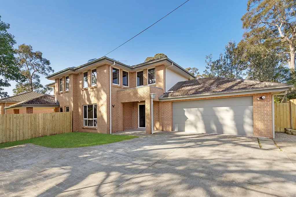 Normanhurst 5ਬੈੱਡਰੂਮ Park-side executive family living