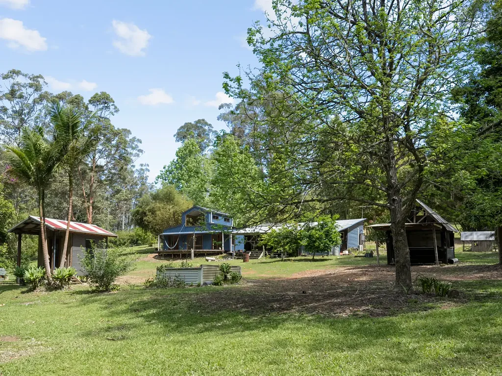 Bellingen 3 Bedroom Private 100acres in Gleniffer nestled under McGraths Hump with Younger's Creek Frontage