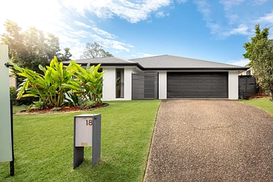 Coomera 4 Slaapkamer RENOVATED FAMILY LIVING IN A CONVENIENT COOMERA LOCATION