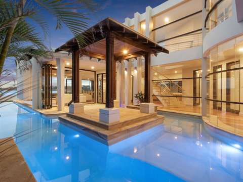 Kiama Downs 4 Bedroom Live the Dream - Absolute Beachfront Resort-Style Oasis