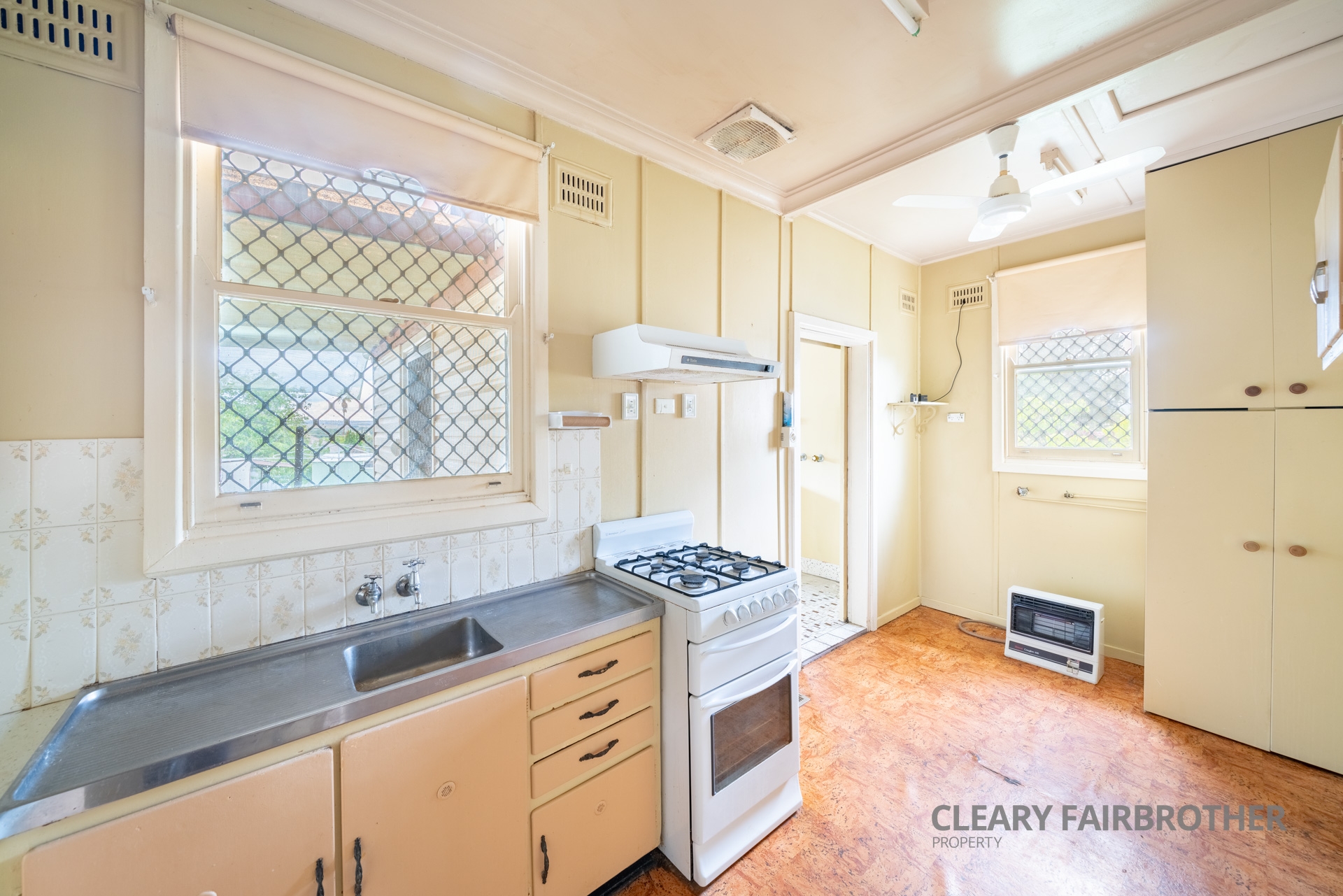 1 HIGH ST, WEST BATHURST NSW 2795, 0部屋, 0バスルーム, House